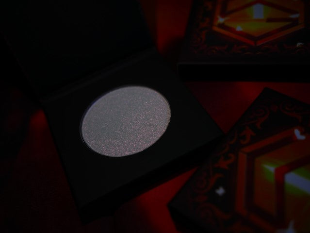 Elemental Pearl Highlighter - 01 Pyro (ONLINE ORDER ONLY)