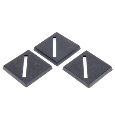 CHX08608F Slotted Square Base Black 25mm (1 inch) Pack of 50 for Miniatures (ONLINE ORDER ONLY)