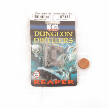 RPR07113 Henchmen Henchmen and Chest Miniature 25mm Heroic Scale Figure Dungeon Dwellers (ONLINE ORDER ONLY)