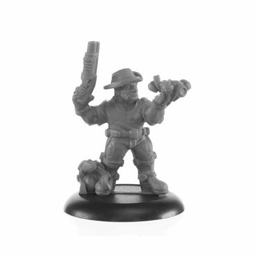 RPR30030 Brom Grippon Arko Gadgeteer Miniature Figure 25mm Heroic Scale Reaper Bones USA (ONLINE ORDER ONLY)