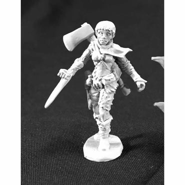 RPR62117 Female Glaive Miniature 25mm Heroic Scale Numenera Series (ONLINE ORDER ONLY)