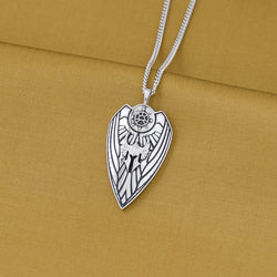 Dungeons and Dragons X RockLove Paladin Shield Necklace (ONLINE ORDER ONLY)