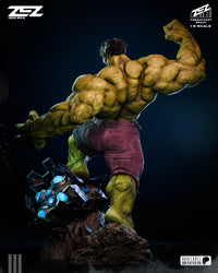 The Hulk - Marvel Comics - 1:6 Scale & Bust (ONLINE ORDER ONLY)