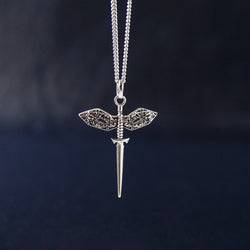 Dungeons and Dragons X RockLove Rogue Dagger Necklace (ONLINE ORDER ONLY)