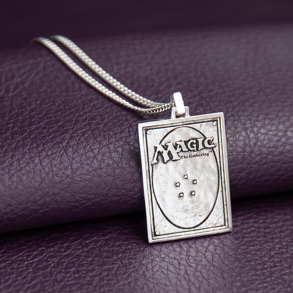 Magic: The Gathering X RockLove Black Lotus Miniature Card Necklace (ONLINE ORDER ONLY)