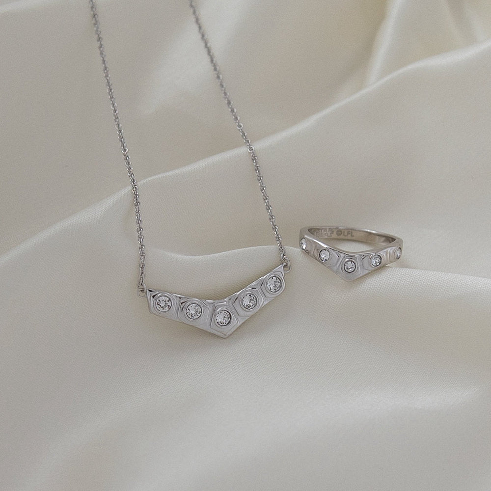 Star Wars X RockLove Leia Organa Crystal Necklace (ONLINE ORDER ONLY)