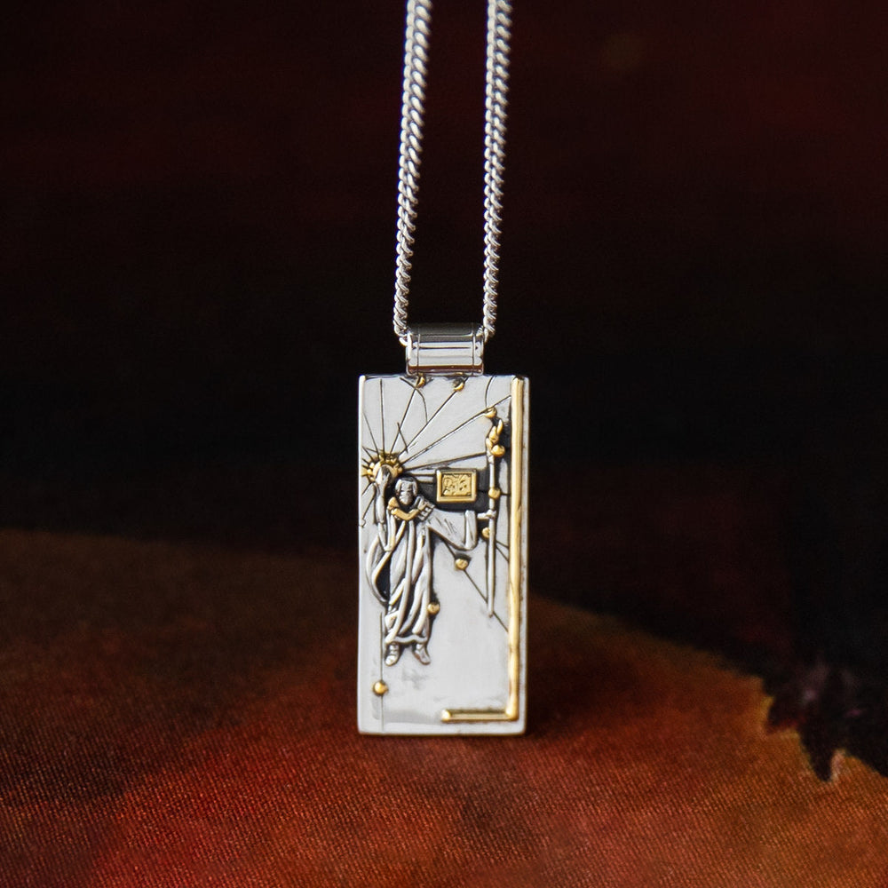 Magic: The Gathering X RockLove Urzas Saga Necklace (ONLINE ORDER ONLY)