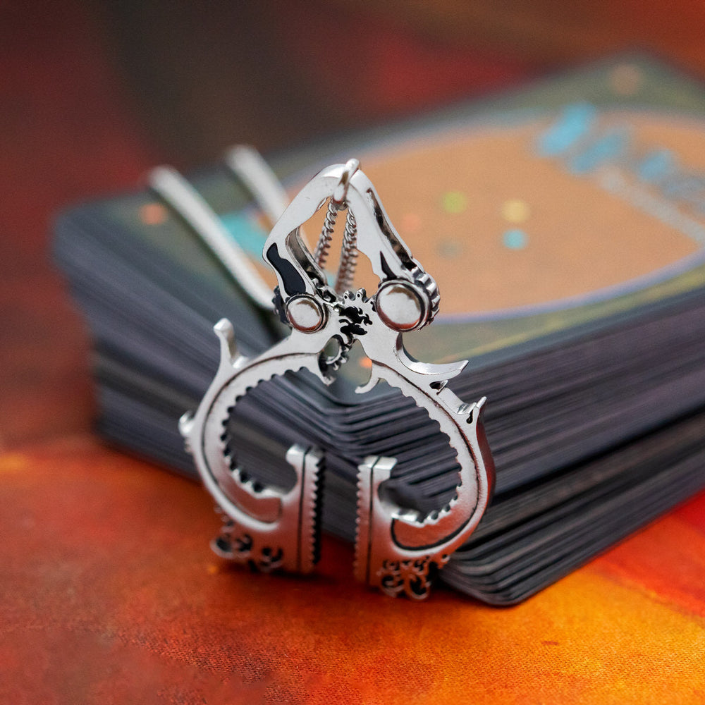 Magic: The Gathering X RockLove Black Vise Necklace (ONLINE ORDER ONLY)