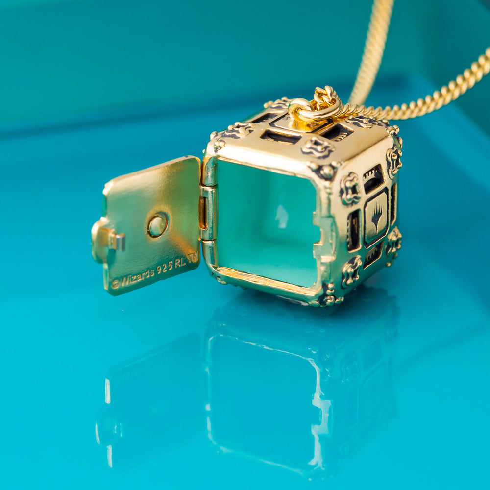 Magic: The Gathering X RockLove Mana Vault Necklace (ONLINE ORDER ONLY)
