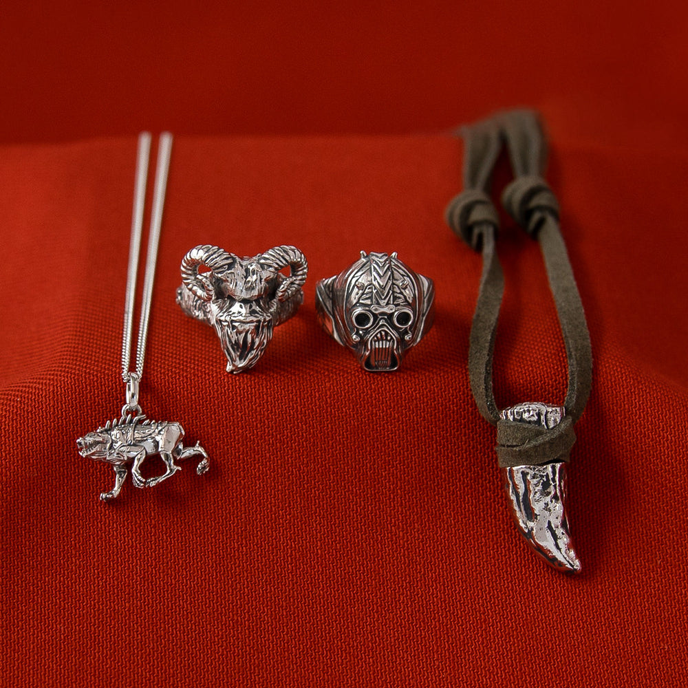 Star Wars X RockLove Rancor Tooth Necklace (ONLINE ORDER ONLY)