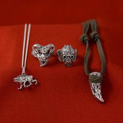 Star Wars X RockLove Rancor Tooth Necklace (ONLINE ORDER ONLY)