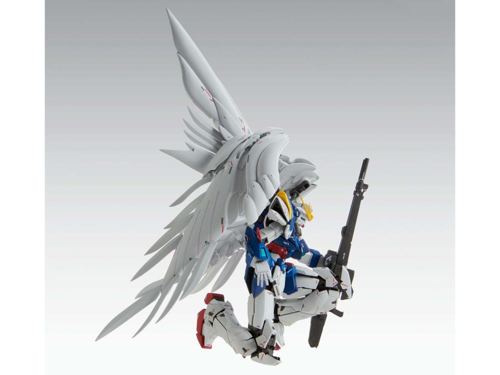 Bandai Spirits: Gundam Wing Endless Waltz - MG 1/100 Wing Gundam Zero EW (Ver.Ka) Model Kit (ONLINE ORDER ONLY)