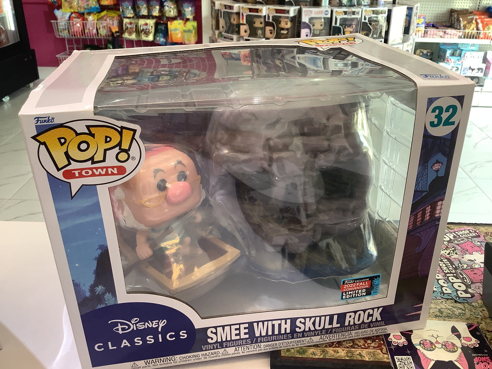 Smee with skull rock funko Pop town 32 (ONLINE ORDER ONLY)