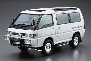 1/24 MITSUBISHI P35W DELICA STAR WAGON '91 Model Kit (ONLINE ORDER ONLY)