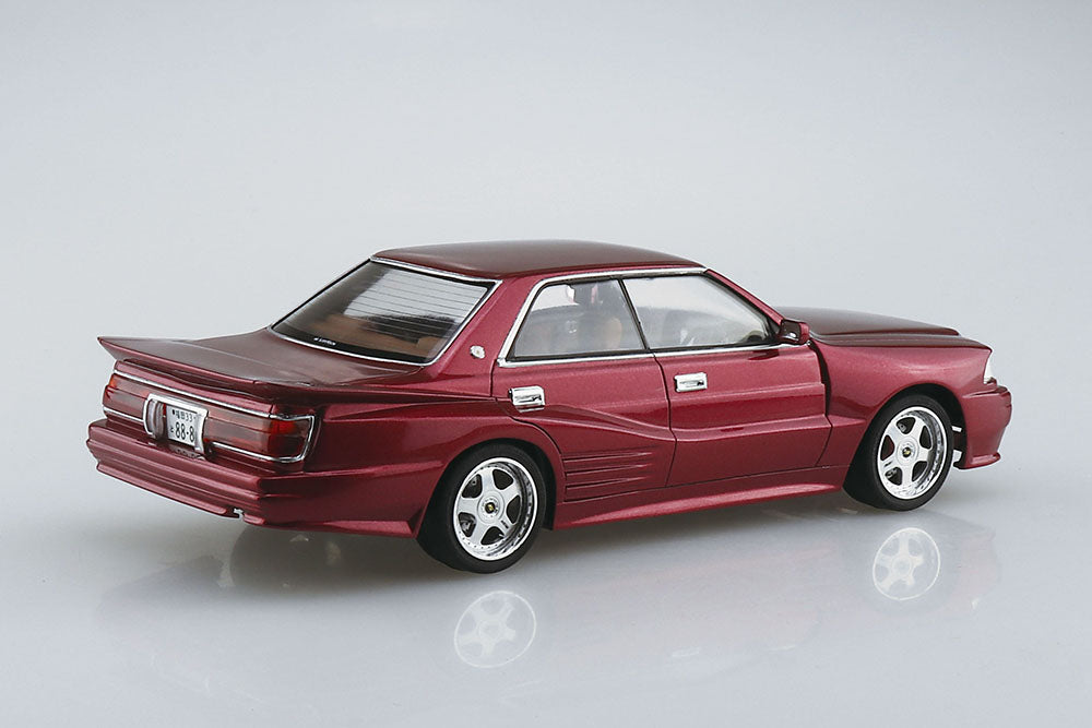1/24 UZS131 CROWN '89 BLISTER STYLE (TOYOTA) Model Kit (ONLINE ORDER ONLY)