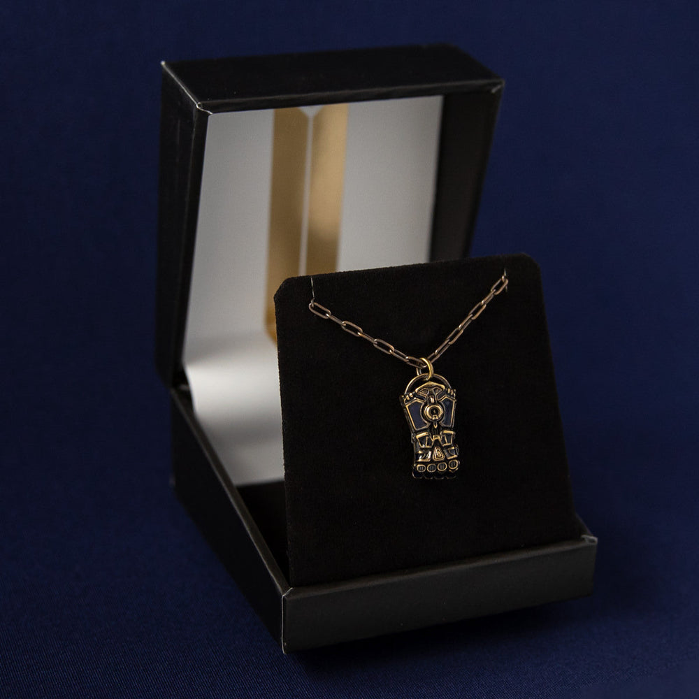 League of Legends X RockLove ARCANE Vi Gauntlet Necklace (ONLINE ORDER ONLY)