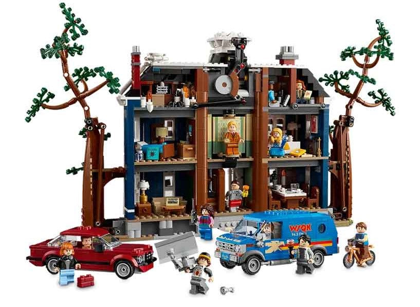 11370 Stranger Things: The Creel House MOC (ONLINE ORDER ONLY)