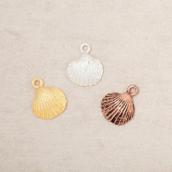 11mm Seashell Pendant Charm Set of 4 pieces (ONLINE ORDER ONLY)