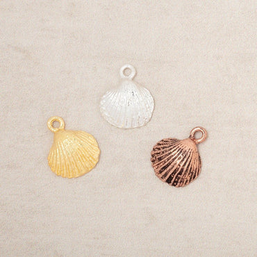 11mm Seashell Pendant Charm Set of 4 pieces (ONLINE ORDER ONLY)