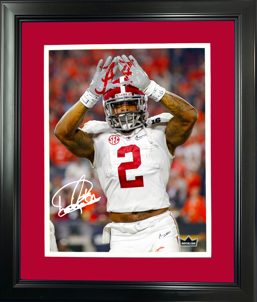 Framed Derrick Henry Facsimile Laser Engraved Signature Auto Alabama Crimson Tide 11"x14" College Football Photo HOFSM Holo (ONLINE ORDER ONLY)