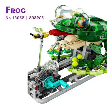 13058 Mechanical Frog Building Blocks 698PCS (ONLINE ORDER ONLY)