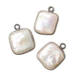 13mm Black Gold Bezel Cream Square Pearl Pendant 1 piece (ONLINE ORDER ONLY)
