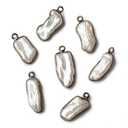 16x9mm Black Gold Bezeled Off White Keshi Pearl Pendant 1 piece (ONLINE ORDER ONLY)
