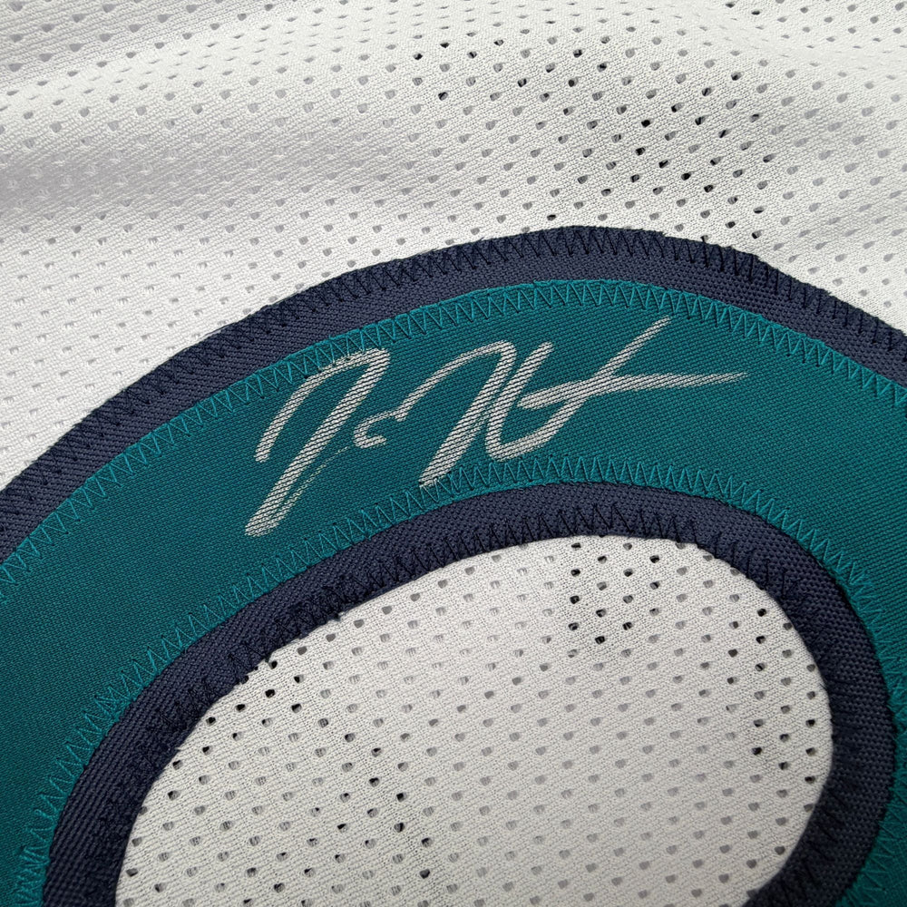 Autographed/Signed Donte Divincenzo Minnesota White Basketball Jersey Beckett BAS COA