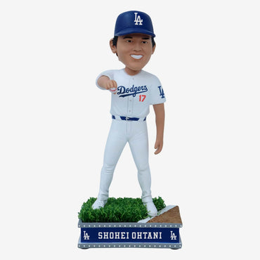 Shohei Ohtani Los Angeles Dodgers Grass Field MLB Bobblehead (ONLINE ORDER ONLY)