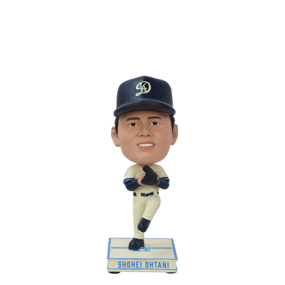 Shohei Ohtani Los Angeles Dodgers Pitching City Connect Mini Bighead Bobblehead (ONLINE ORDER ONLY)