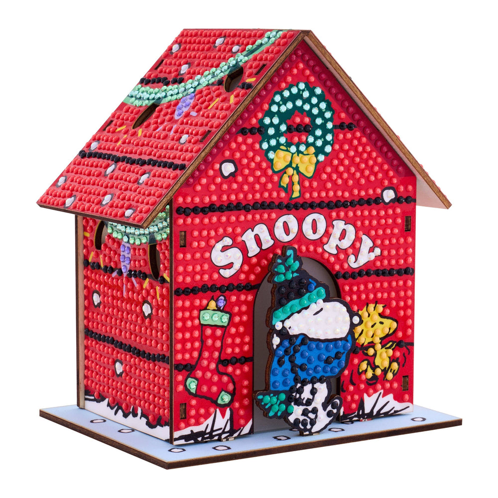Diamond Art Club – Gem House: The Peanuts Holiday 3D Snoopy Diamond Painting Model (Round Drill, 5.4" x 4.9" x 3") (ONLINE ORDER ONLY)