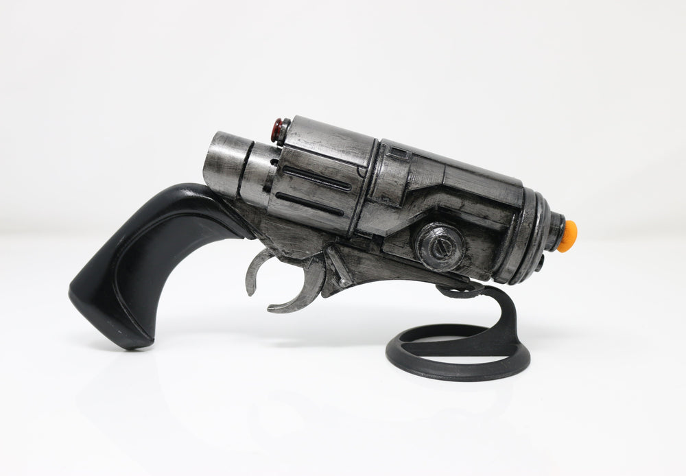 Eleena Daru Blaster Prop (ONLINE ORDER ONLY)