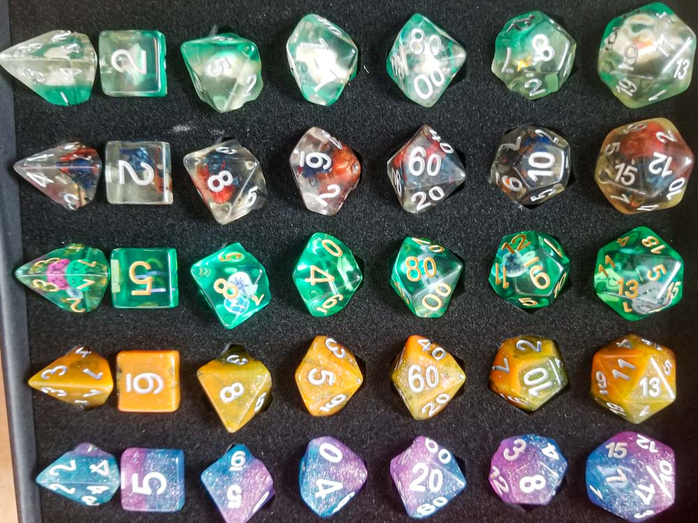 (Resin) 7-Dice Sets Gift Box | 5 Sets, Different Colors, Dungeons & Dragons Dice (Online Only)