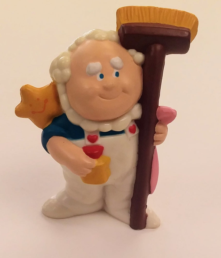 Care Bears mini figure - Cloud Keeper (with broom) (ONLINE ORDER ONLY)