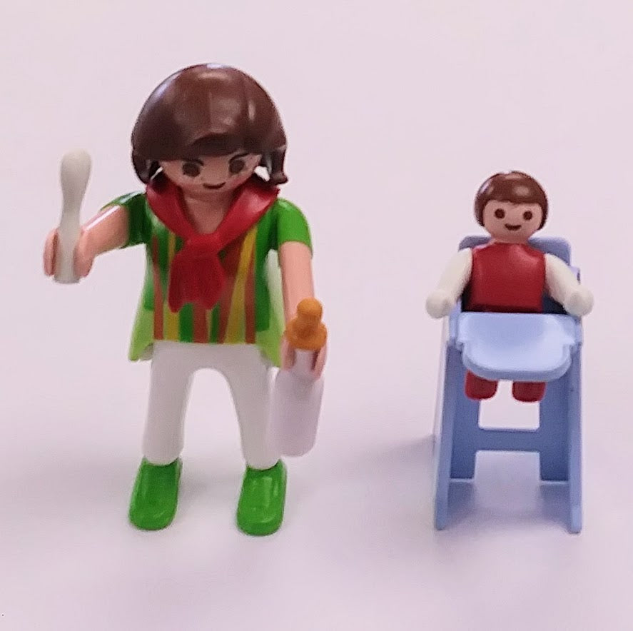 Playmobil figure 3208 - Mother with Child (ONLINE ORDER ONLY)