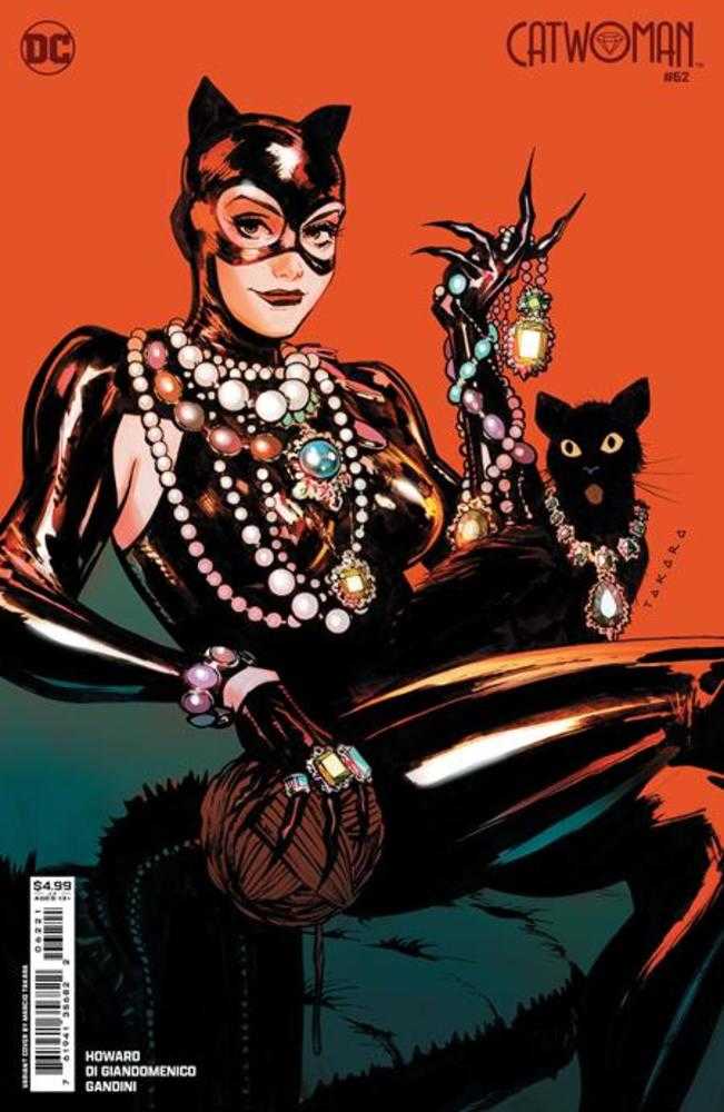 Catwoman #62 Cover B Marcio Takara Card Stock Variant (ONLINE ORDER ONLY)