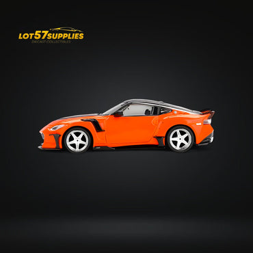 (Pre-Order) Mini-GT Nissan Z VeilSide FFZ400 Orange #989 1:64 (ONLINE ORDER ONLY)