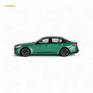 (Pre-Order) Mini-GT BMW M5 (G90) Isle of Man Green Metallic #1086- 1:64 (ONLINE ORDER ONLY)