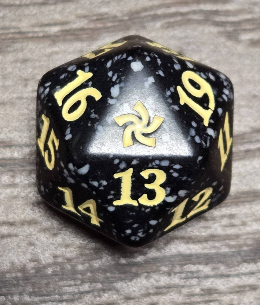 Foundations Spindown Die / Dice Magic the Gathering / MTG (Online Order Only)