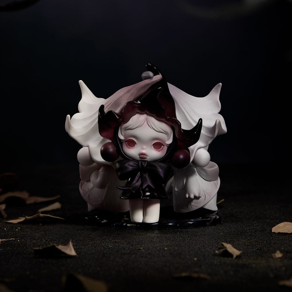 SKULLPANDA Petals in Four Acts Series Blind Box Figure | POP MART