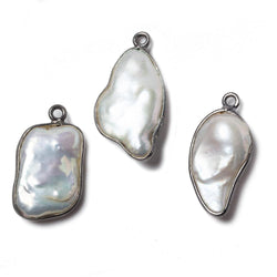 22x13mm Black Gold Bezeled Rose' White Keshi Pearl Pendant 1 piece (ONLINE ORDER ONLY)