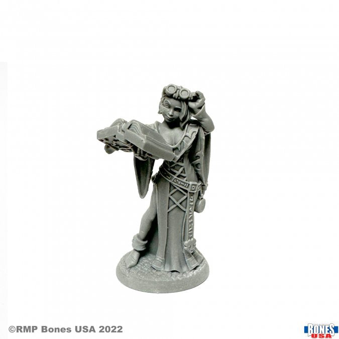 Reaper Legends: Jolie, Adventuring Scribe (ONLINE ORDER ONLY)