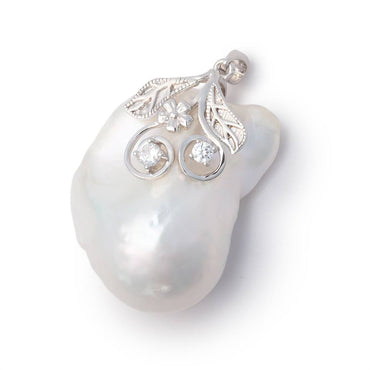 31x23mm .925 Silver Capped White Ultra Baroque Pearl Pendant 1 focal (ONLINE ORDER ONLY)