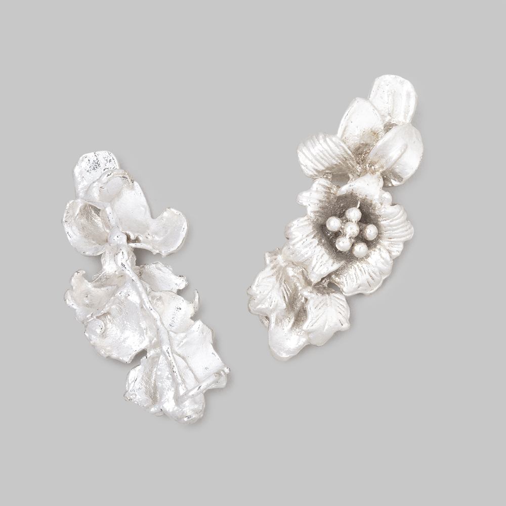 33x15mm Hibiscus Flower Slider Charm Set of 2 pieces (ONLINE ORDER ONLY)