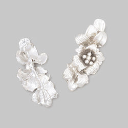 33x15mm Hibiscus Flower Slider Charm Set of 2 pieces (ONLINE ORDER ONLY)