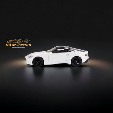 Mini-GT TSM Nissan Z Performance 2023 Everest White #599 1:64 MGT00599 (ONLINE ORDER ONLY)