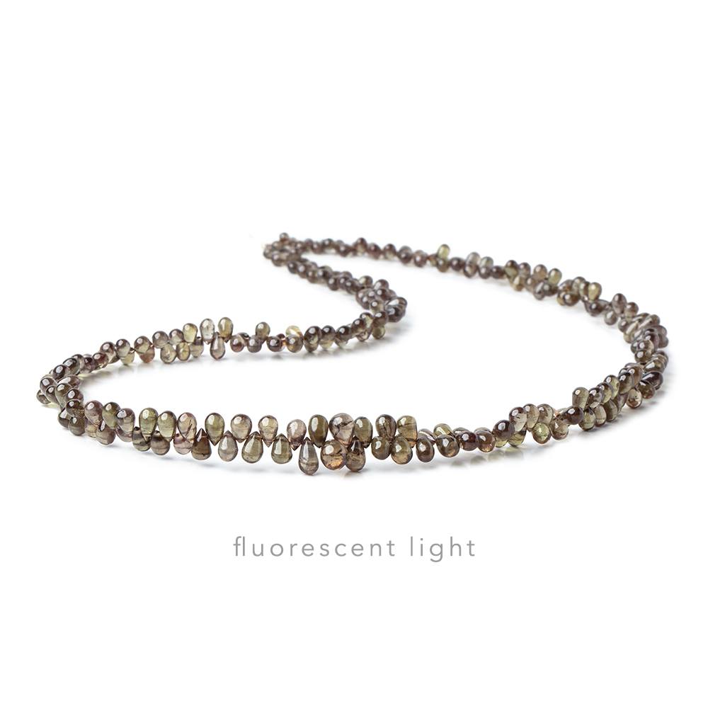 3.5x2-5x3mm Color Change Garnet Petite Plain Tear Drops 16 inch 230 Beads AAA (ONLINE ORDER ONLY)