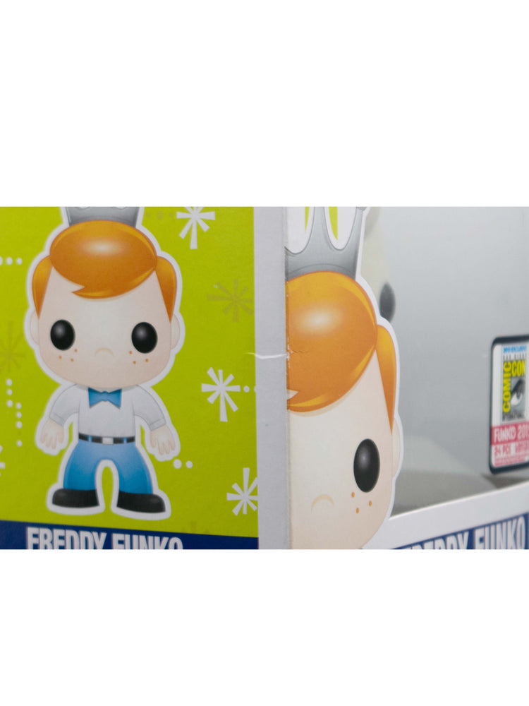 Freddy Funko (Olaf, Glitter) 38 - 2015 SDCC Exclusive /24 Made (Online Order Only)
