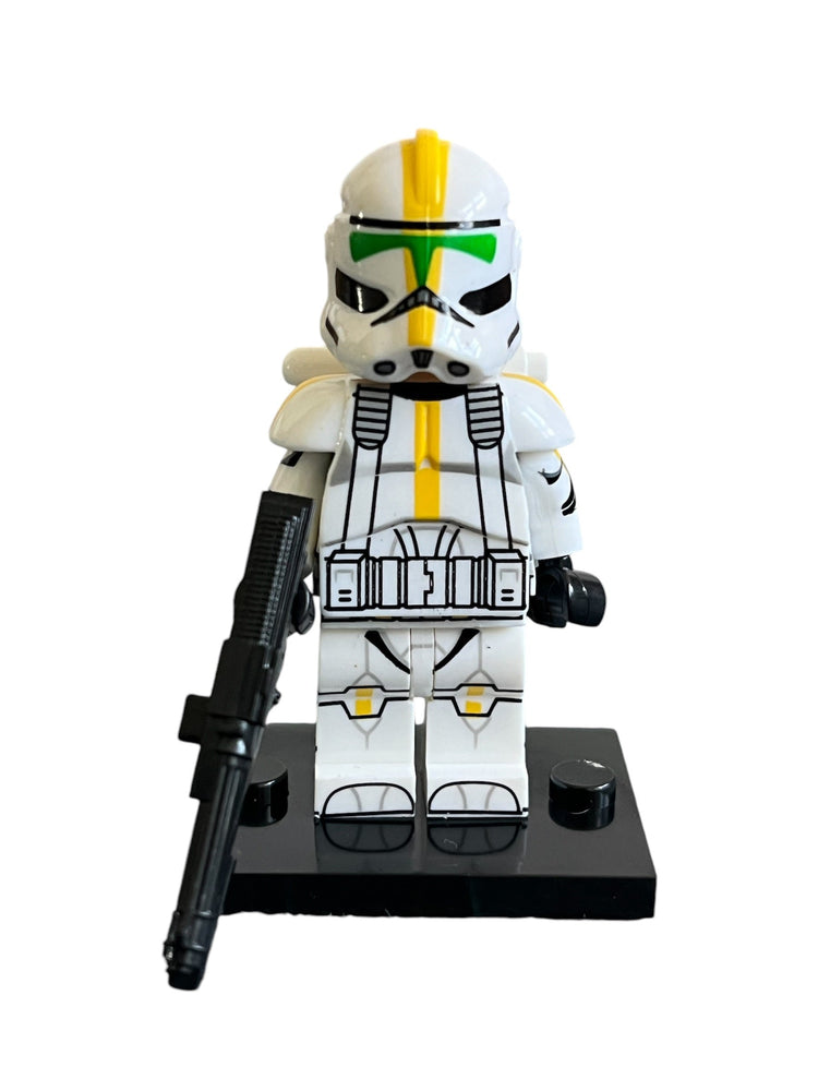 Stormtrooper (Yellow) - Star Wars (ONLINE ORDER ONLY)