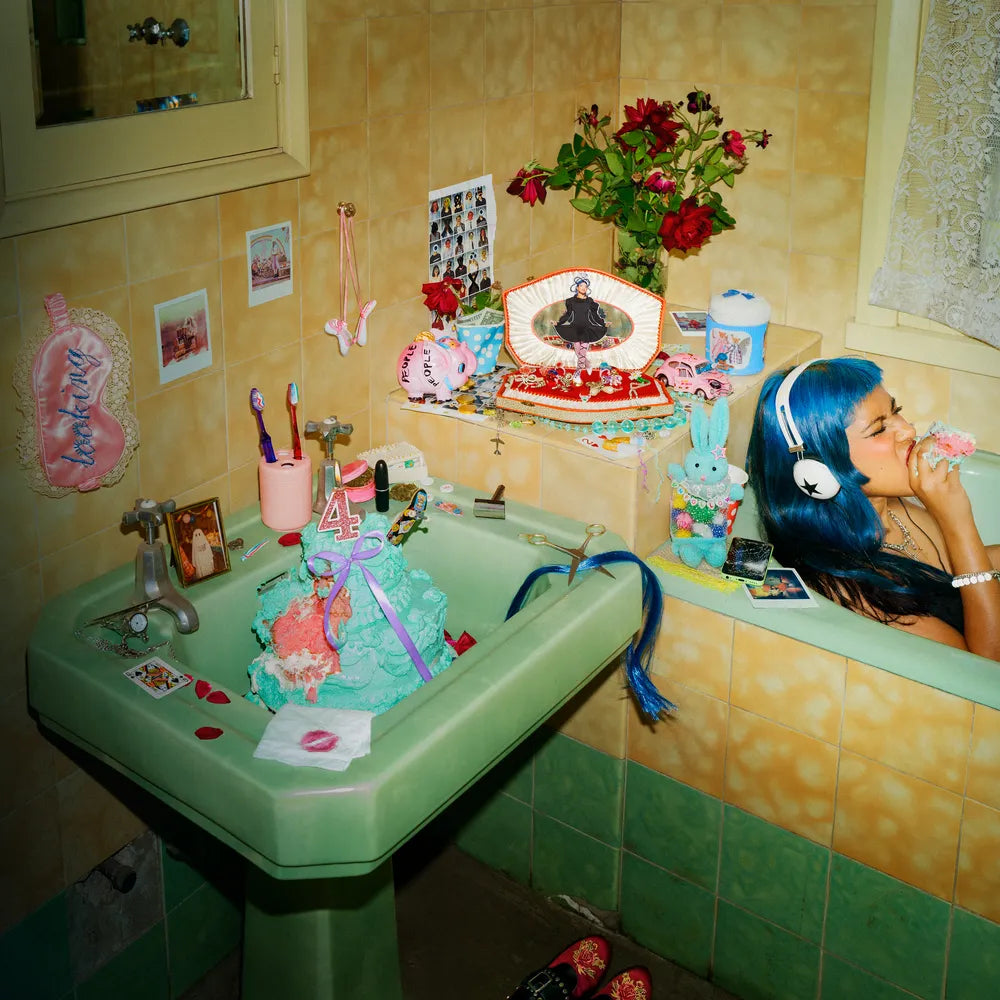 LOOKING FOR PEOPLE TO UNFOLLOW [CD] (ONLINE ORDER ONLY)